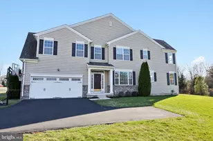 1035 Thorndale Dr, Lansdale, PA 19446 - Photo 1