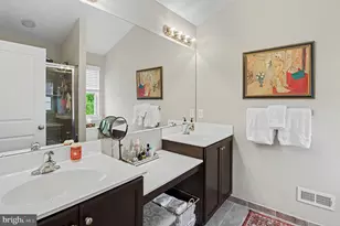 301 W Hamlin Ave, Telford, PA 18969 - Photo 21