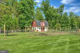 141 Green Hill Rd, Barto, PA 19504 - Photo 93