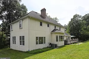 650 Gabriel Ct, Pottstown, PA 19464 - Photo 5