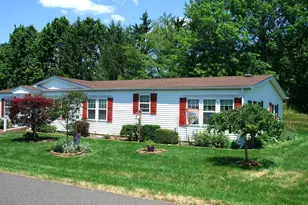 14 Woodbine Ct W, Harleysville, PA 19438 - Photo 1