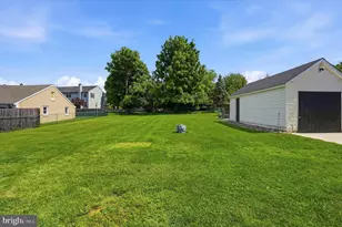 222 Crooked Ln, King of Prussia, PA 19406 - Photo 25