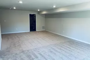29 Hummingbird Ln, Phoenixville, PA 19460 - Photo 23