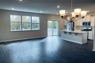 29 Hummingbird Ln, Phoenixville, PA 19460 - Photo 5