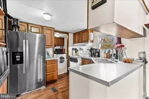 2411 Big Rd, Gilbertsville, PA 19525 - Photo 7