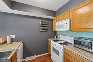 197 Bradford Ln, Lansdale, PA 19446 - Photo 9