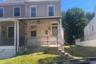 415 E Chestnut St, Norristown, PA 19401 - Photo 5