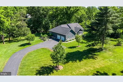 375 E 9th Avenue, Collegeville, PA 19426 - Photo 5
