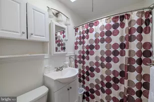 1706 N Hills Dr, Norristown, PA 19401 - Photo 7