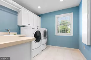 1017 Lorien Dr, Gwynedd Valley, PA 19437 - Photo 19