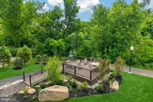 919 Riverplace Dr, Conshohocken, PA 19428 - Photo 37