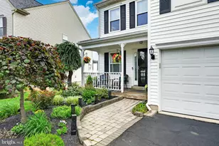 205 Commons Ln, Collegeville, PA 19426 - Photo 3