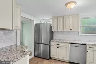 308 Walnut St, Pottstown, PA 19464 - Photo 5