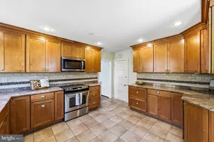 32 W Montgomery Ave, Ardmore, PA 19003 - Photo 7