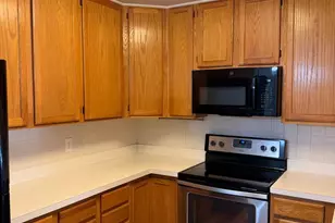 2205 Foxmeadow Dr, Royersford, PA 19468 - Photo 3