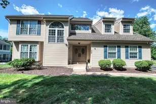 139 Mallard Dr W, North Wales, PA 19454 - Photo 1