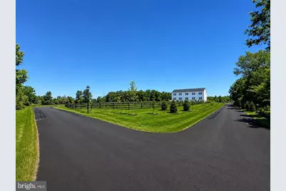 3076 Martha Way, Pennsburg, PA 18073 - Photo 9