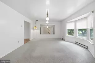 214 Brookside Cir, Harleysville, PA 19438 - Photo 5