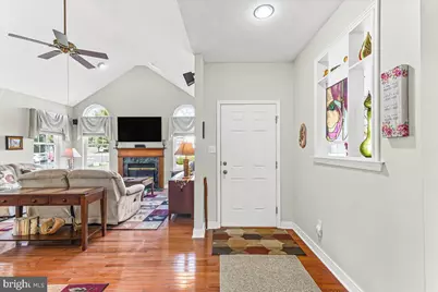 1072 Bordeaux Lane, Pennsburg, PA 18073 - Photo 5