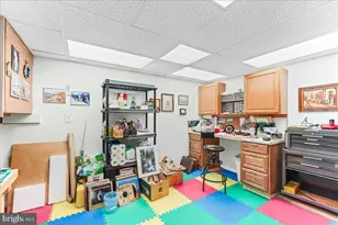 1072 Bordeaux Ln, Pennsburg, PA 18073 - Photo 33