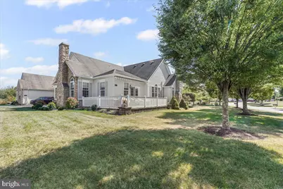 1072 Bordeaux Lane, Pennsburg, PA 18073 - Photo 3