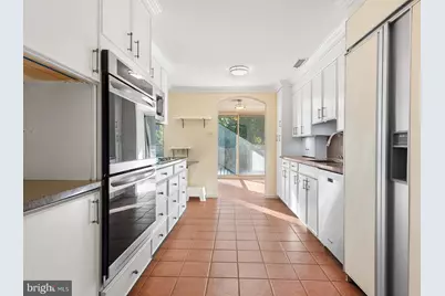 1001 City Avenue #EE-1024, Wynnewood, PA 19096 - Photo 11