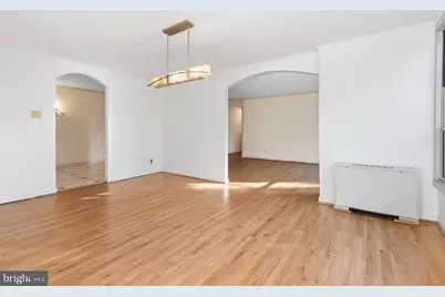 1001 City Avenue #EE-1024, Wynnewood, PA 19096 - Photo 3