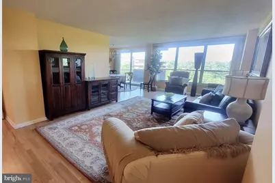 1001 City Avenue #EE-1021, Wynnewood, PA 19096 - Photo 9
