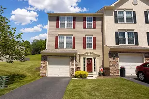 43 Brookview Ln, Pottstown, PA 19464 - Photo 1