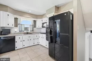 2914 Denise Rd, Norristown, PA 19403 - Photo 21