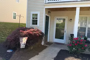 1613 Rosewood Ct, Pottstown, PA 19464 - Photo 3