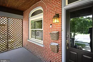 132 Walnut St, Mont Clare, PA 19453 - Photo 3