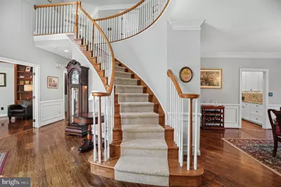 221 Hazeltine Circle, Blue Bell, PA 19422 - Photo 3