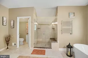 221 Hazeltine Cir, Blue Bell, PA 19422 - Photo 25