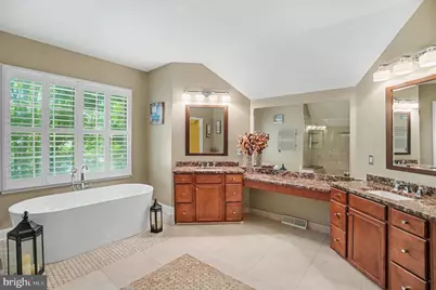 221 Hazeltine Circle, Blue Bell, PA 19422 - Photo 25