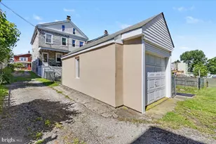208 W 7th Ave, Conshohocken, PA 19428 - Photo 23