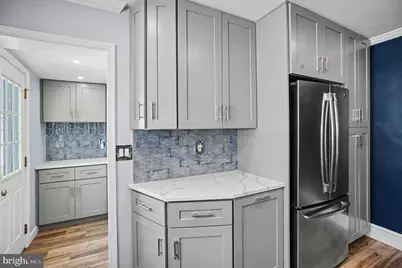 210 E 11th Avenue, Conshohocken, PA 19428 - Photo 17