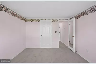 24 Longwood Court E, Harleysville, PA 19438 - Photo 17