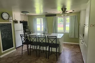 8 Mary Jane St, Schwenksville, PA 19473 - Photo 5