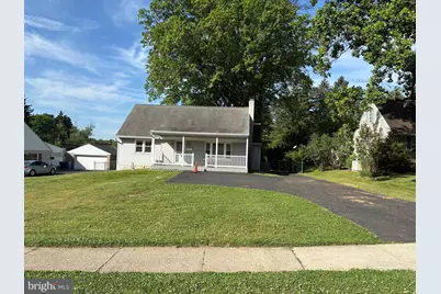 804 Highland Road, Lansdale, PA 19446 - Photo 1