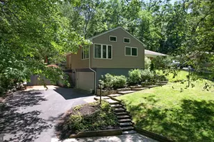 2115 Willow Brook Dr, Huntingdon Valley, PA 19006 - Photo 5