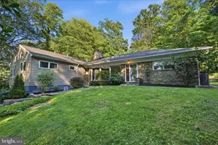 2115 Willow Brook Dr, Huntingdon Valley, PA 19006 - Photo 1