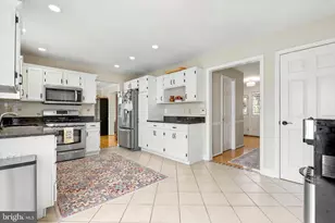 438 Candlewood Way, Harleysville, PA 19438 - Photo 9