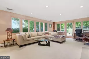8210 Fairview Rd, Elkins Park, PA 19027 - Photo 15