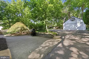 8210 Fairview Rd, Elkins Park, PA 19027 - Photo 35