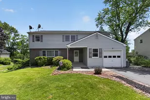 712 Meadowlark Rd, Norristown, PA 19403 - Photo 1