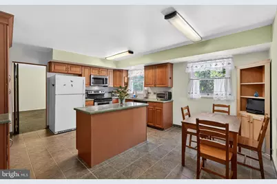 712 Meadowlark Road, Norristown, PA 19403 - Photo 9