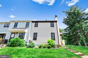 110 Rutledge Ct, North Wales, PA 19454 - Photo 3
