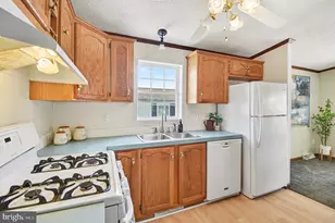 1106 J F K Dr, North Wales, PA 19454 - Photo 11
