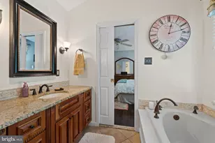147 Azalea Cir, Royersford, PA 19468 - Photo 19